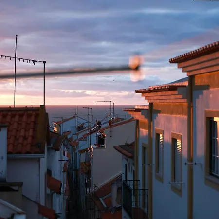 Dina House Appartamento Nazaré